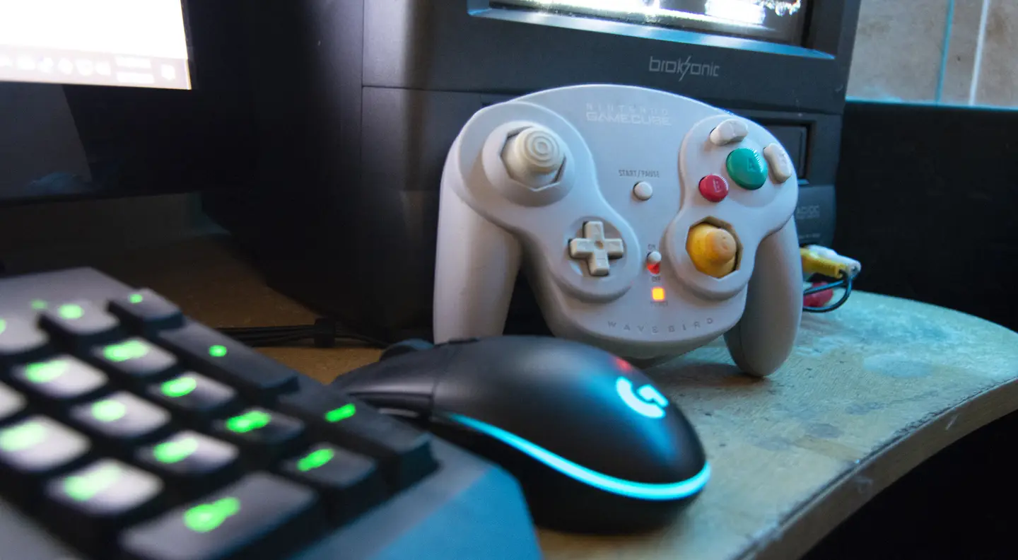 use a gamecube controller on pc